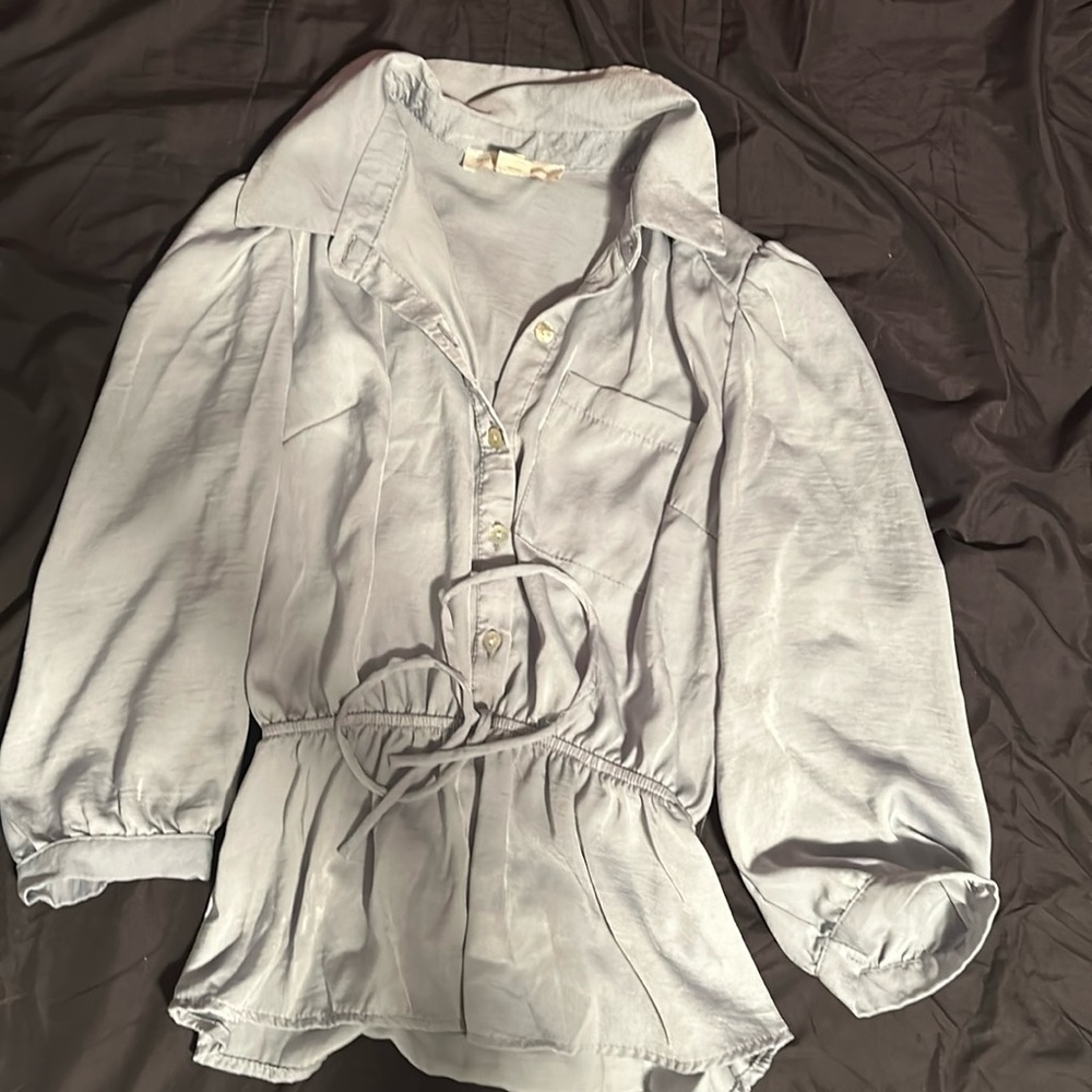 Blouse super cute worn once